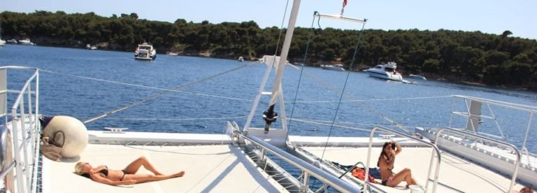 Catamaran : journées / soirées / feux d&rsquo;artifice cet été !