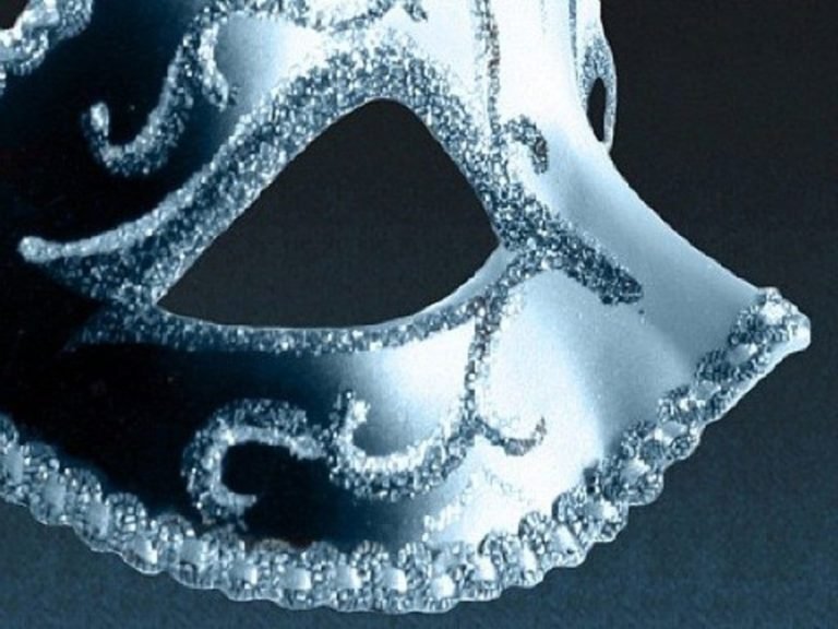 50 nuances de Gris, le livre chaud qui va détrôner Harry Potter !
