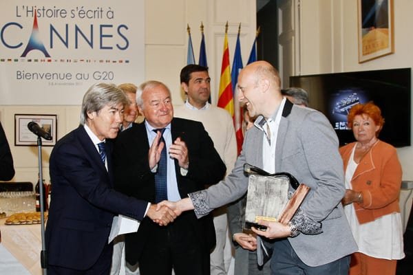 remise trophé lauréats festival cannes
