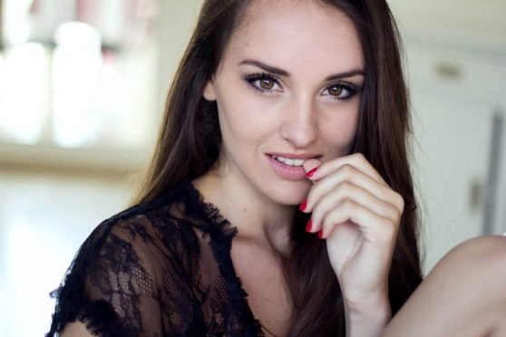 Charlotte Thiechart 2ème dauphine Miss Cannes 2015