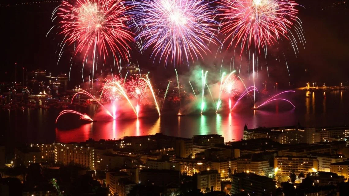 Feu d’Artifice du 30 Juillet 2022 ? LIVE