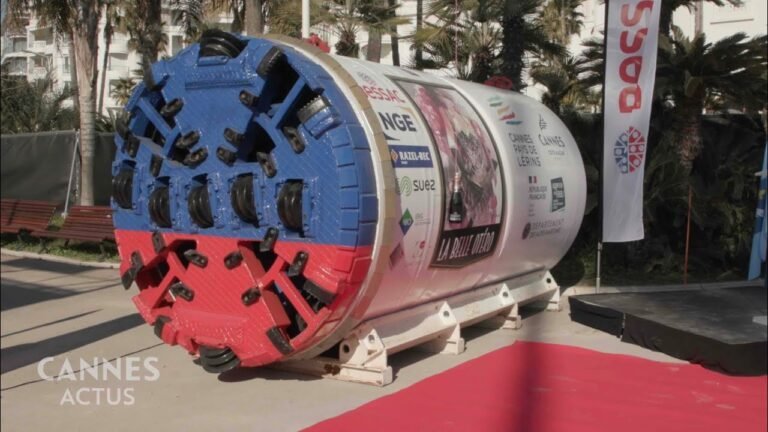 Baptême du microtunnelier  » La Belle Otero » sur le  boulevard de La Croisette à Cannes
