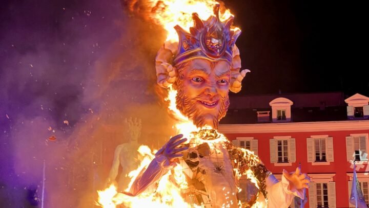 Carnaval de Nice: Vive le nouveau roi!