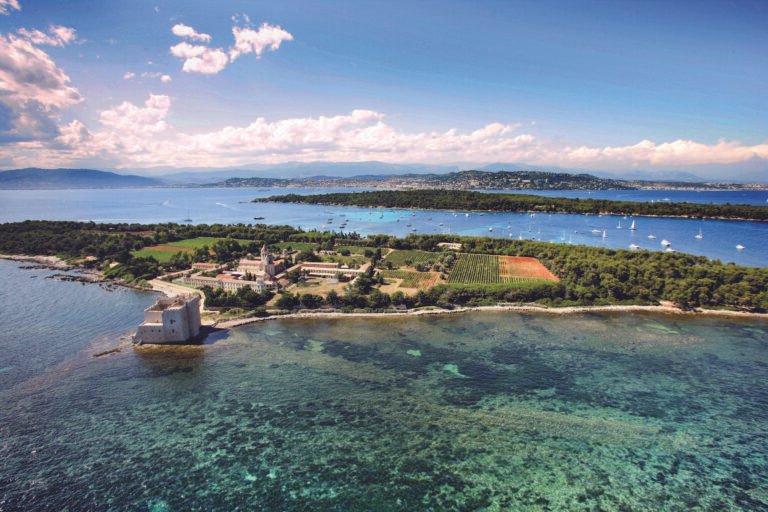 Évaluation des Effets de la Réduction des Poubelles sur l&rsquo;Île Sainte-Marguerite, à Cannes