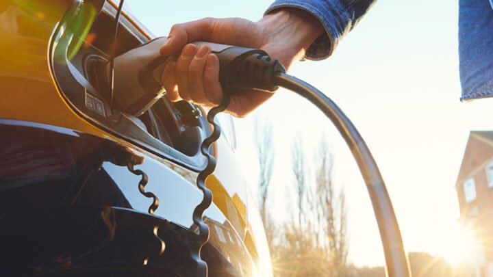 Nouveau, le Département finance jusqu’à 400 euros l’installation de borne de recharge privative pour véhicules électriques