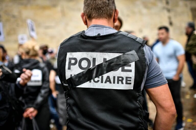 Un enquêteur de la police judiciaire se suicide dans son bureau à Toulon