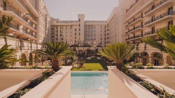 Cannes : Remodelage de l’hôtel Carlton