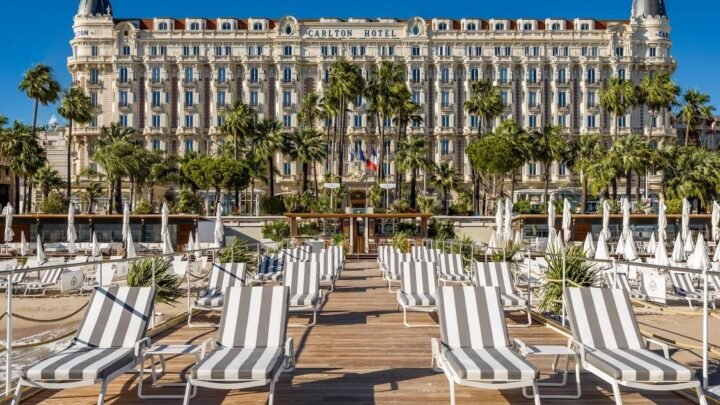 L’Hôtel Carlton de Cannes se dévoile en images après sa rénovation époustouflante