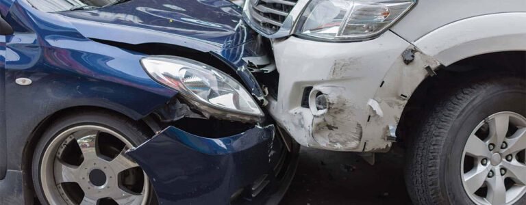 Deux accidents et une panne de véhicule entraînent de graves congestions de circulation