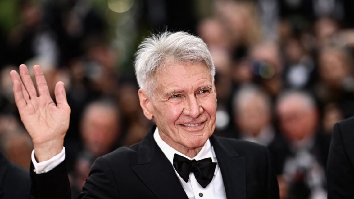 Orelsan foule le tapis rouge de Cannes en 2023 aux côtés d’Indiana Jones. Orelsan foule le tapis rouge de Cannes en 2023 aux côtés d’Indiana Jones.