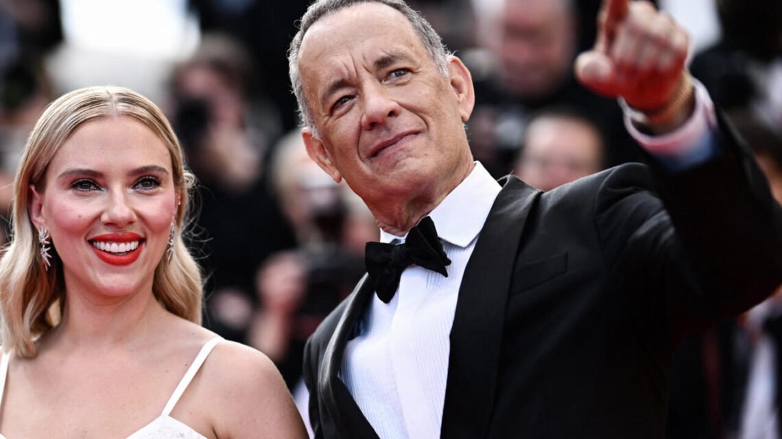 #Cannes2023 : Scarlett Johansson and Tom Hanks make a grand appearance on the red carpet #Cannes2023 : Scarlett Johansson and Tom Hanks make a grand appearance on the red carpet