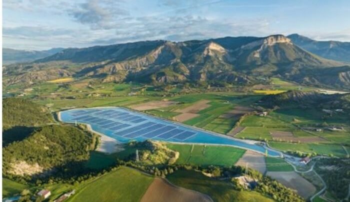 Lazer : Construction de la première centrale solaire flottante sur un barrage hydroélectrique (05)