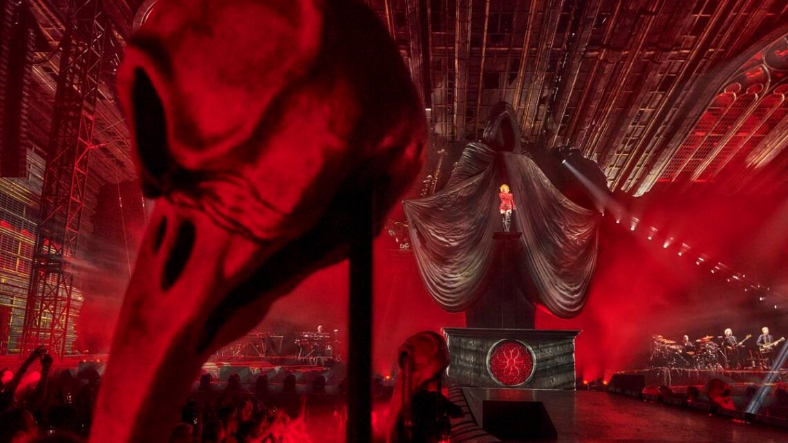 Nouvelle Star : Mylène Farmer met le feu à Nice et s’invite à la soirée privée sur la promenade des Anglais ! Nouvelle Star : Mylène Farmer met le feu à Nice et s’invite à la soirée privée sur la promenade des Anglais !