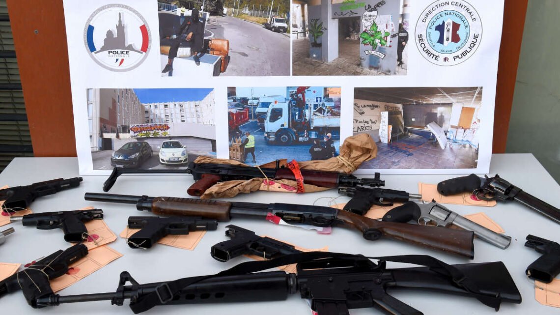 Une tragédie mortelle à Marseille : Homicide par arme à feu Une tragédie mortelle à Marseille : Homicide par arme à feu