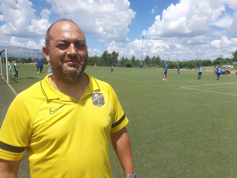 Attaque au couteau contre un entraîneur de football à Marseille