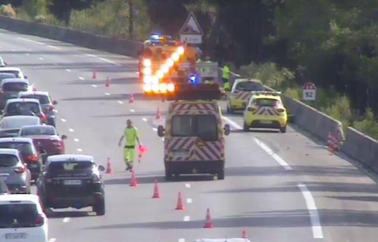 Drame sur l&rsquo;A8 : Un triste bilan de deux décès dimanche soir