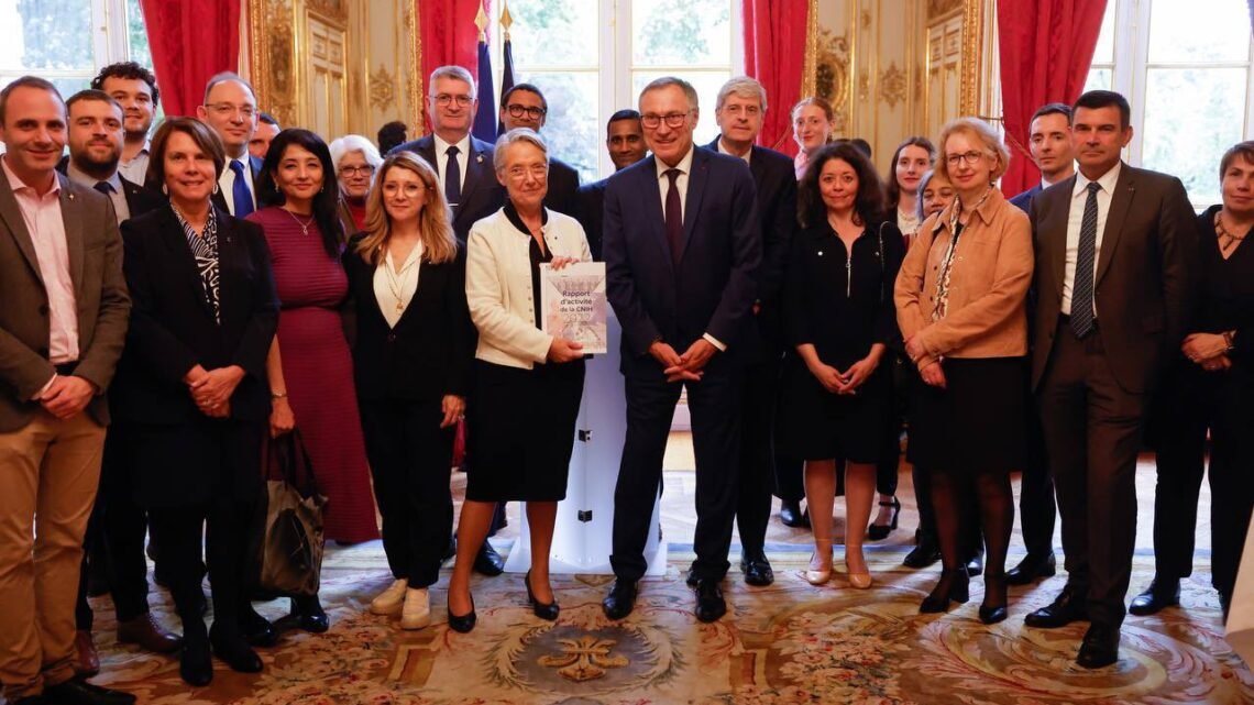 Le gouvernement accorde de nouvelles indemnités aux Harkis à Avignon et dans toute la France. Le gouvernement accorde de nouvelles indemnités aux Harkis à Avignon et dans toute la France.