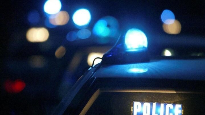 Pris en flagrant délit : Un père ivre et en excès de vitesse entraîne son fils de 5 ans dans une course-poursuite avec la police
