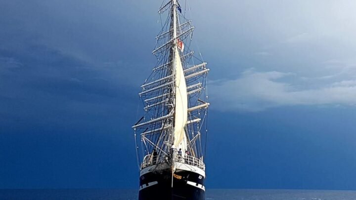 Au cœur du trois-mâts Belem: L’intrigue à Nice