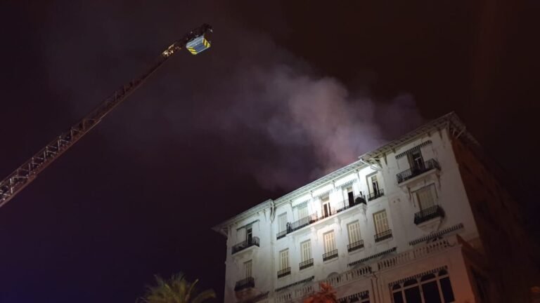 Incident mineur : Feu de poubelle maîtrisé dans un immeuble à Roquebrune-Cap-Martin