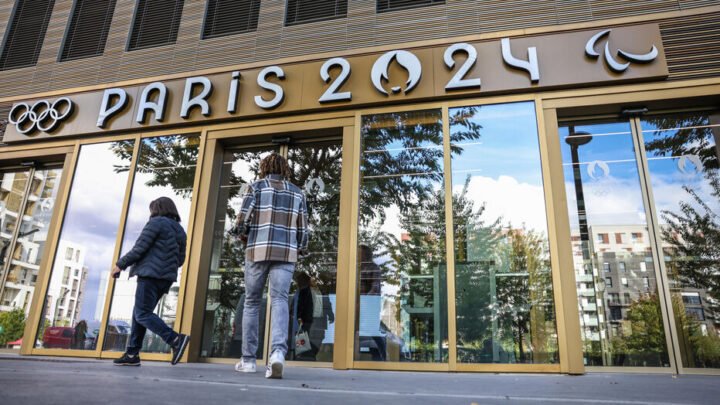 Investigation en cours : Accusations de favoritisme visant un haut responsable du comité d’organisation des JO 2024