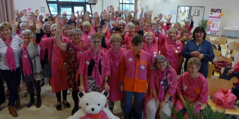 Les « Blouses roses » d&rsquo;Antibes : des initiatives bienfaitrices pour les personnes malades