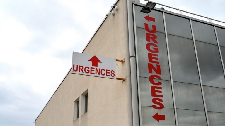 Mort suspecte à la sortie des urgences de Saint-Tropez : une enquête se dévoile