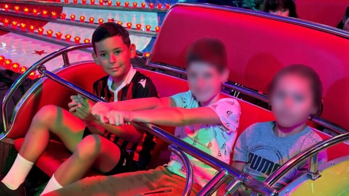 Terrible accident dans un parc d’attractions à Antibes : Un enfant et une femme gravement blessés