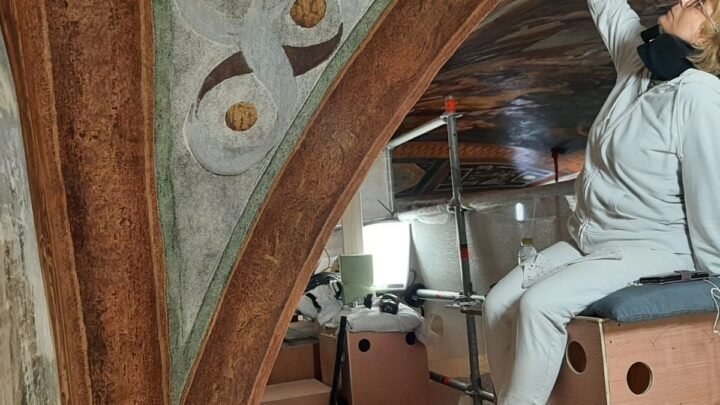 Explorez la remarquable restauration des fresques au sein du Palais de Monaco