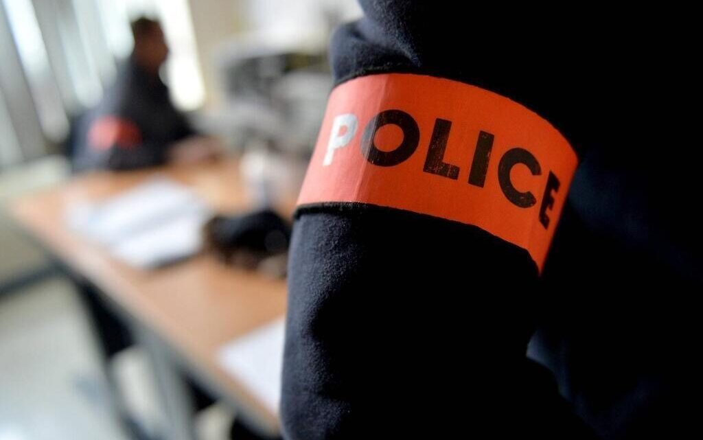 Il y a quelques semaines, j’ai vécu une expérience terrifiante à Cannes : un homme armé d’un couteau a menacé un employé de garage. Aujourd’hui, je souhaite témoigner de cette effroyable rencontre. Il y a quelques semaines, j’ai vécu une expérience terrifiante à Cannes : un homme armé d’un couteau a menacé un employé de garage. Aujourd’hui, je souhaite témoigner de cette effroyable rencontre.