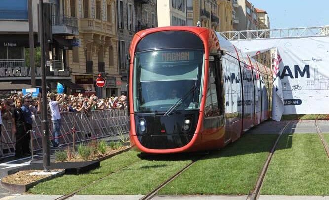 Réaménagements en cours sur la ligne du tramway à Nice