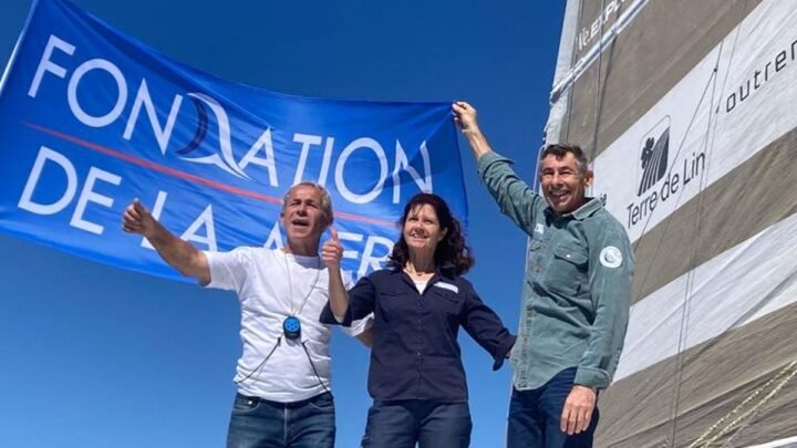 Roland Jourdain et une équipe d’experts étudient les cachalots lors d’une expédition en Méditerranée