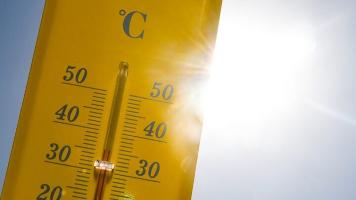 Soleil brûlant : Des records mensuels de chaleur fracassés !