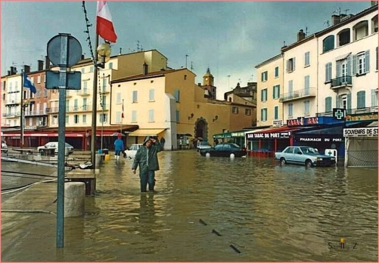 Tensions mount at the Saint-Tropez Hospital ER as tourists flood in.