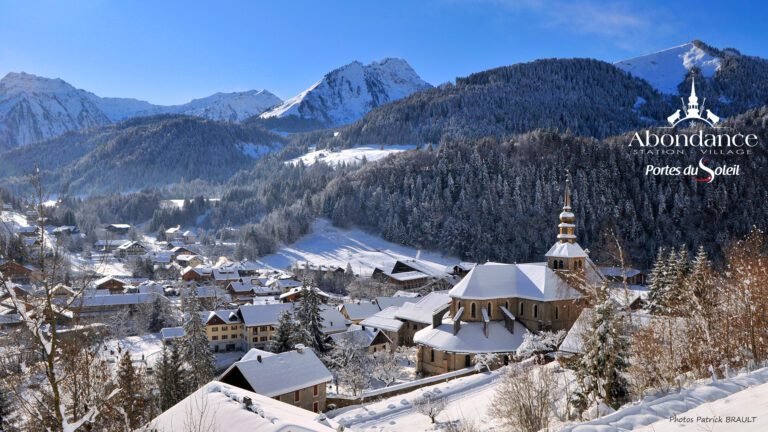 charmes à haute altitude: le village majestueux d&rsquo;altitude en France