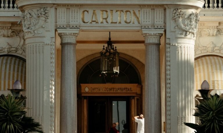 Dîner de charité au prestigieux hôtel Carlton de Cannes au profit des Restos du Cœur