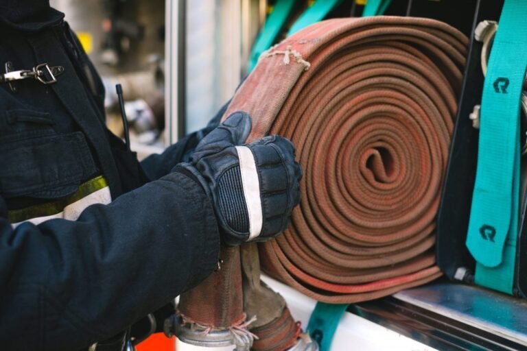 Tragédie à Toulon : deux victimes dans un incendie meurtrier