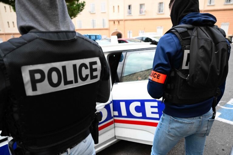 Blessées à l’arme blanche : l’adolescente et la cinquantenaire impliquées dans une violente altercation