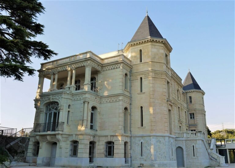 Découvrir le château de la Buzine à Marseille