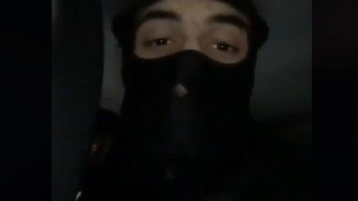 en garde à vue.« Affaire de la ‘DZ mafia’ à Marseille : enquête sur le trafic de drogue et arrestation de 20 suspects » en garde à vue.« Affaire de la ‘DZ mafia’ à Marseille : enquête sur le trafic de drogue et arrestation de 20 suspects »