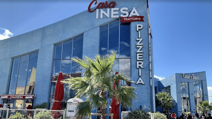 La panique s’empare d’un restaurant en proie aux flammes : dix personnes sauvées