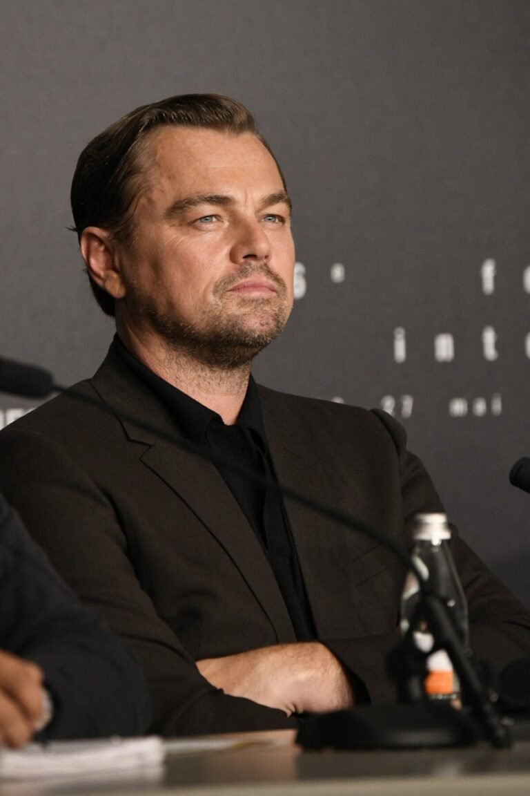Leonardo DiCaprio fait sensation à la conférence de presse de « Killers of the Flower Moon » au festival de Cannes 2023.