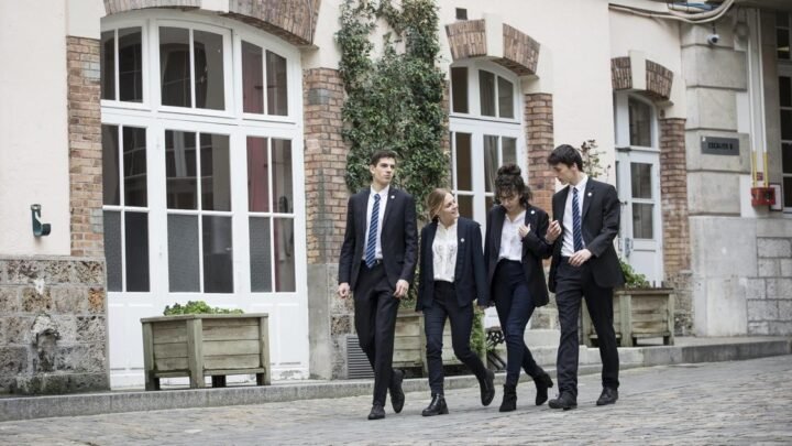 L’opposition niçoise dénonce vivement l’expérimentation du port de l’uniforme