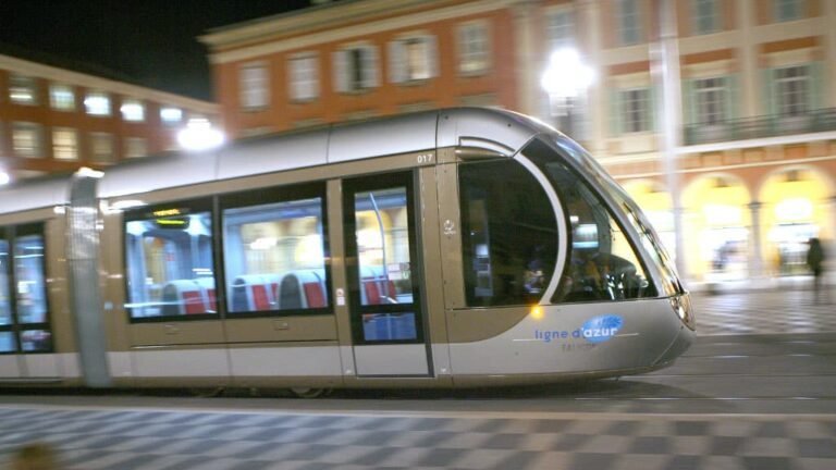 Trouble sur les rails : Lignes d&rsquo;Azur envisage une plainte pour une voiture mal garée