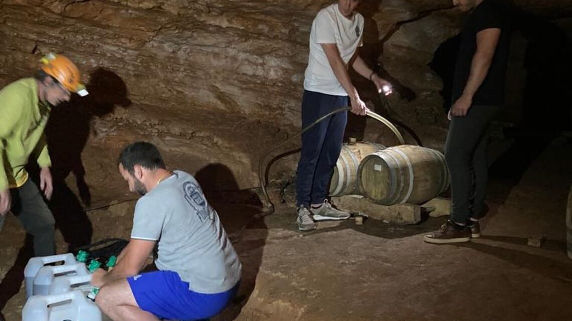 Vieillir du rhum dans une grotte près de Grasse: une méthode d’exception Vieillir du rhum dans une grotte près de Grasse: une méthode d’exception