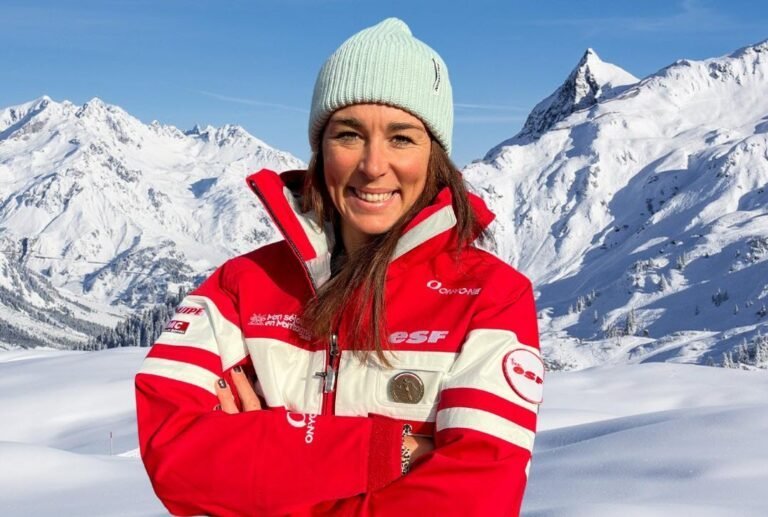 Nastasia Noens, championne du monde de ski, rejoint l&rsquo;équipe de moniteurs à Auron