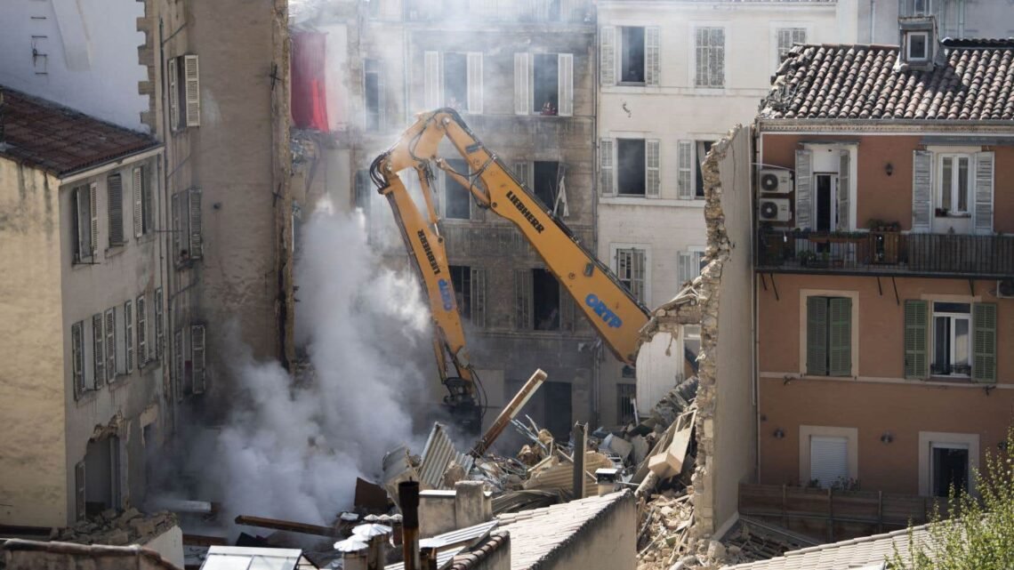 Succession d’incendies délibérés dans un immeuble de Marseille Succession d’incendies délibérés dans un immeuble de Marseille