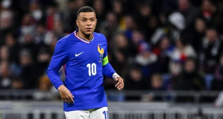L&rsquo;accueil réservé à Mbappé au Vélodrome et la réaction de Deschamps