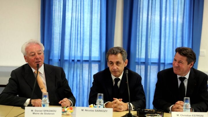 Le maire Daniel Spagnou célèbre ses 40 ans de mandat à Sisteron