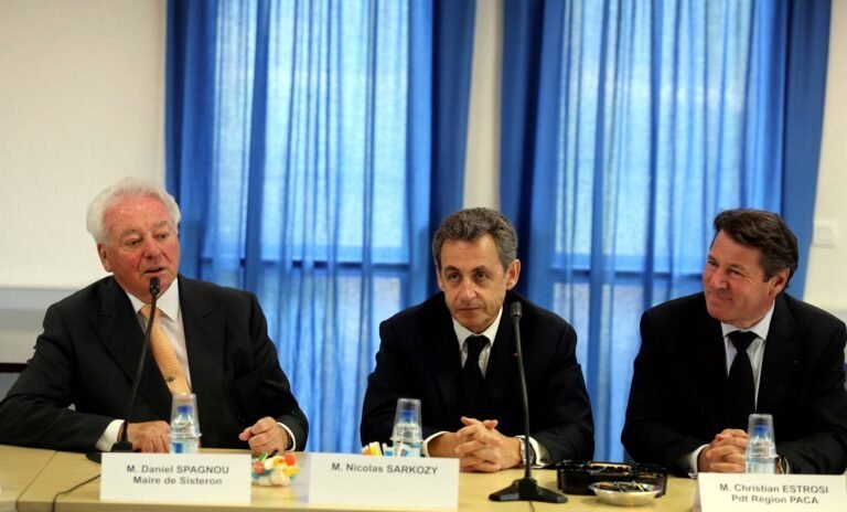 Le maire Daniel Spagnou célèbre ses 40 ans de mandat à Sisteron